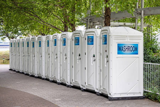 Best Temporary restroom rental  in Pine Hills, CA